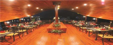 Du thuyền Sena Lan Hạ